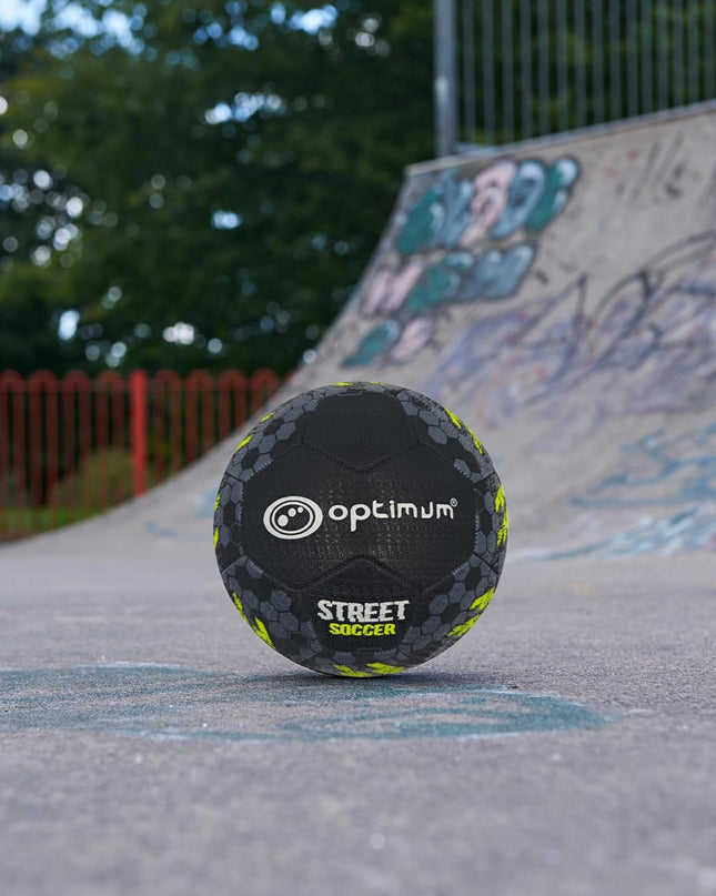 Optimum Unisex Street Football