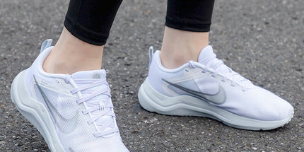 Nike Downshifter 12 Women'S Trainers - All Sizes - White/Silver (DD9294-100)